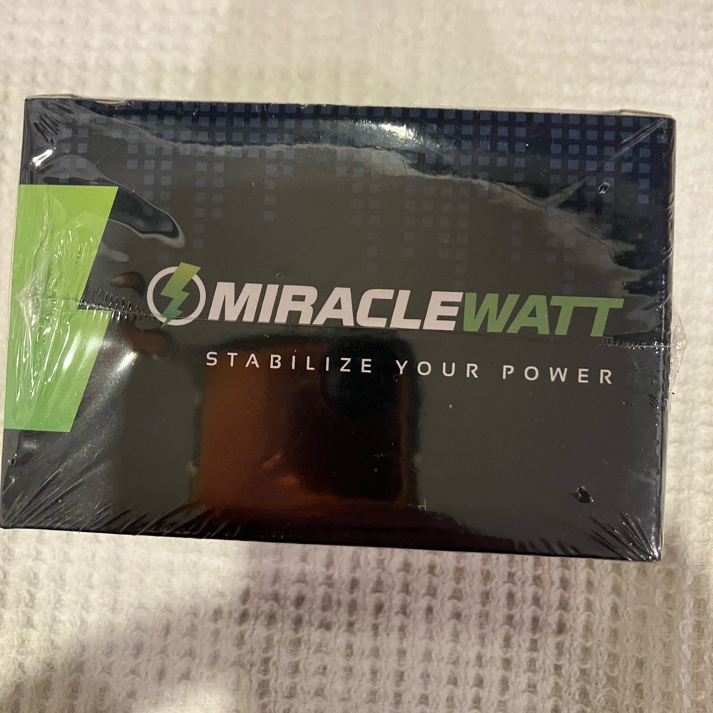 Miracle Power Saver in Black and Green